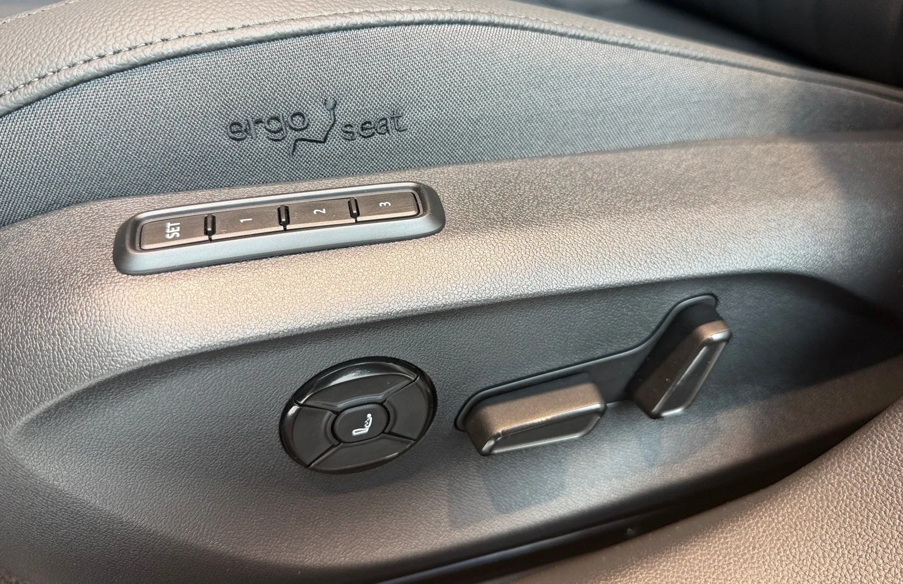 Zunanja slika - Škoda Superb - Combi 2.0 TDI L K DSG - 19