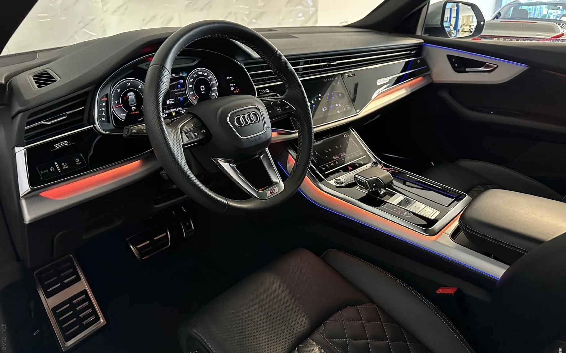 Notranja slika - Audi Q8 - 50TDI|Q|S-Line|Pano|SoftC|Zračno|ACC|Hlaj|360K| - 8