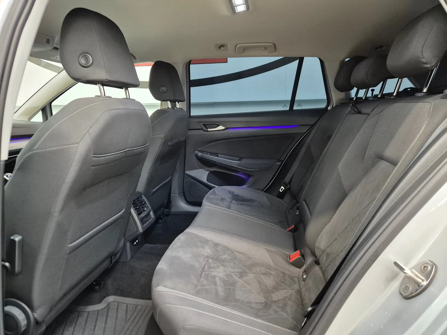 Zunanja slika - Volkswagen Golf - Variant Life 2.0 TDI - 6