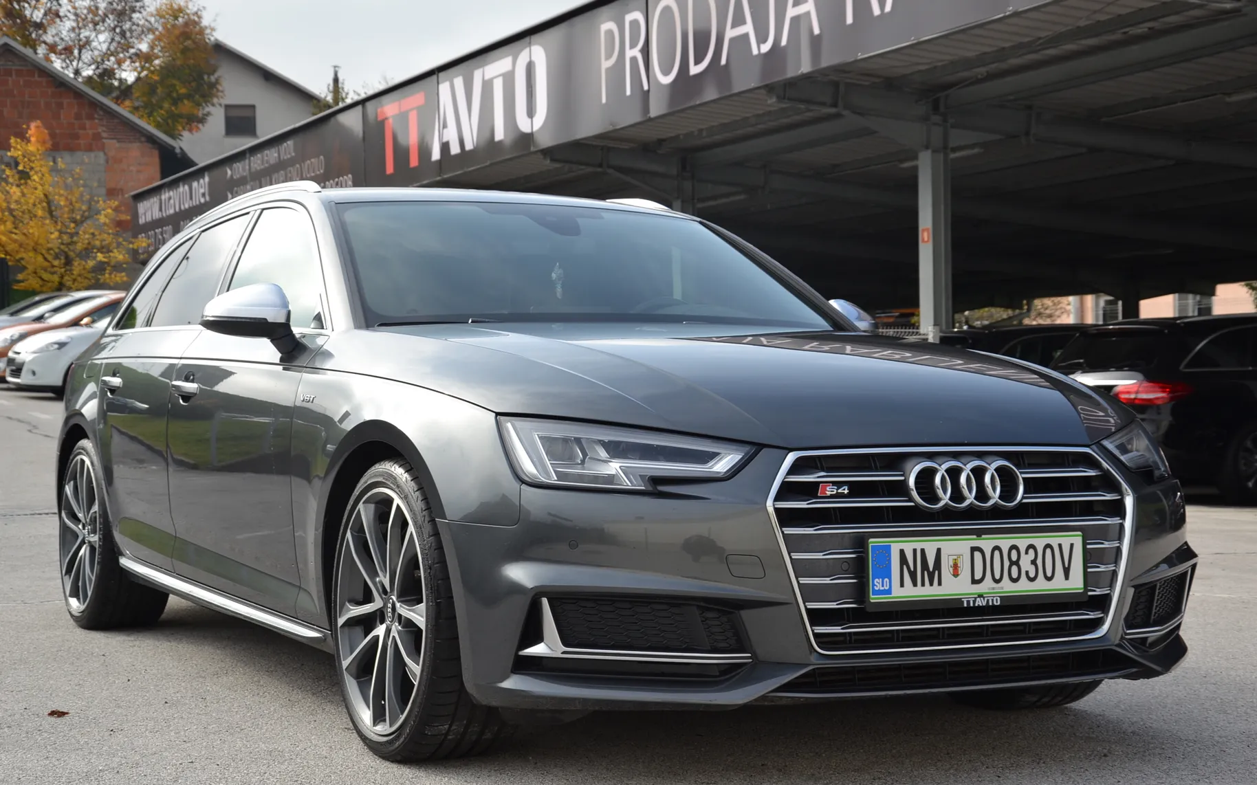 Zunanja slika - Audi S4 - A4 - 9