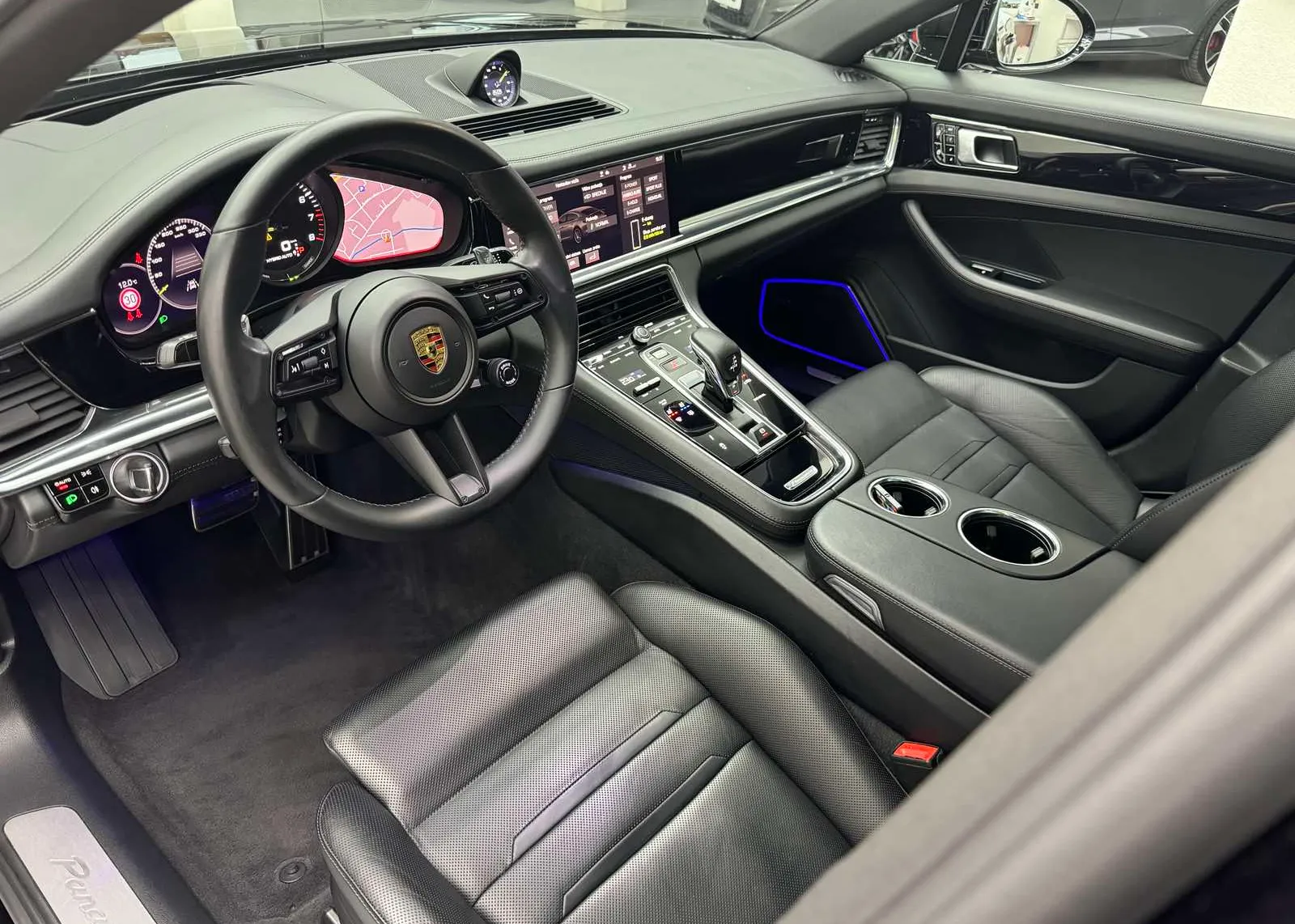 Zunanja slika - Porsche Panamera - 4S E-Hybrid PDK - 5