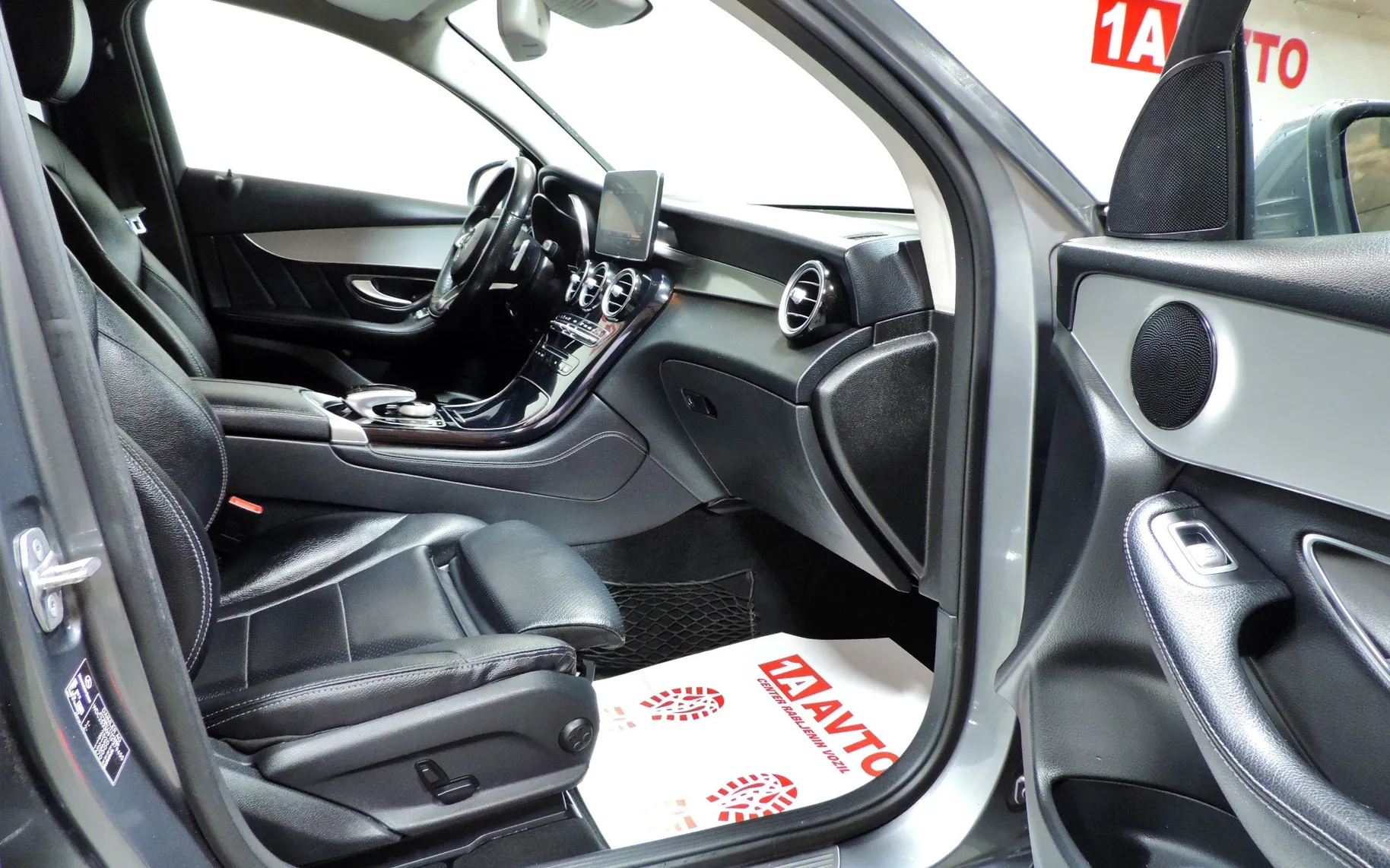 Zunanja slika - Mercedes-Benz GLC Coupe - GLC 250 d 4MATIC AMG LINE ZRAČNO-360  KAMERE... - 11
