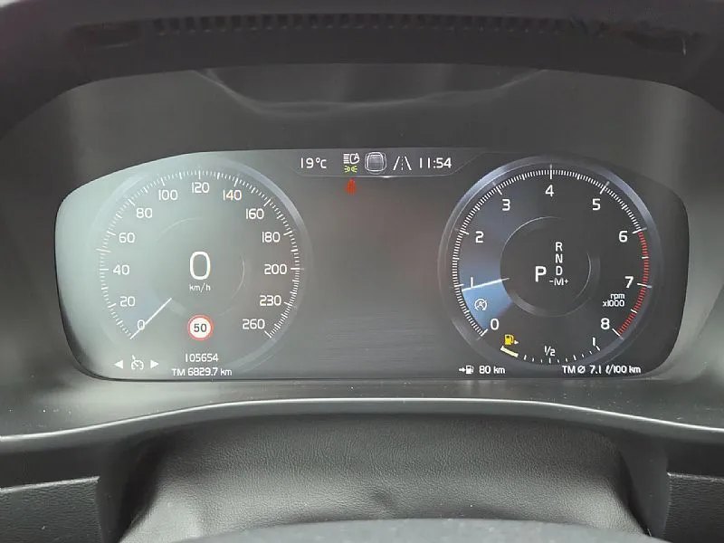 Zunanja slika - Volvo XC40 - 1.5T2 Momentum Core AUTOMATIC-FULLLED-NAVI-KAMERA - 15