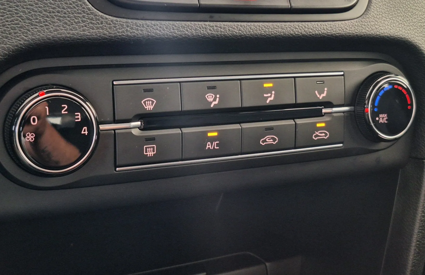 Zunanja slika - KIA Ceed - SW  SW 1.0 T-GDI Urban•Slovensko vozilo•1.Lastnik - 14