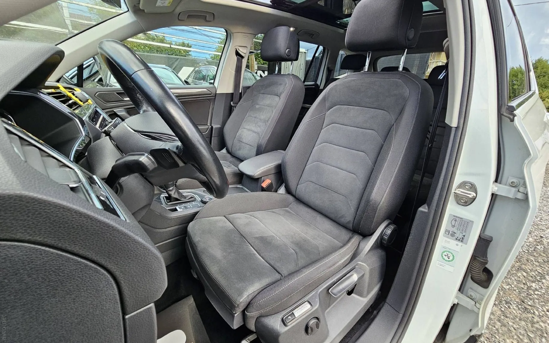 Notranja slika - Volkswagen Tiguan Allspace - 2.0 TDI 4MOTION avt. |PANO|RADAR|3DKAM|LED|VIRTUAL - 8