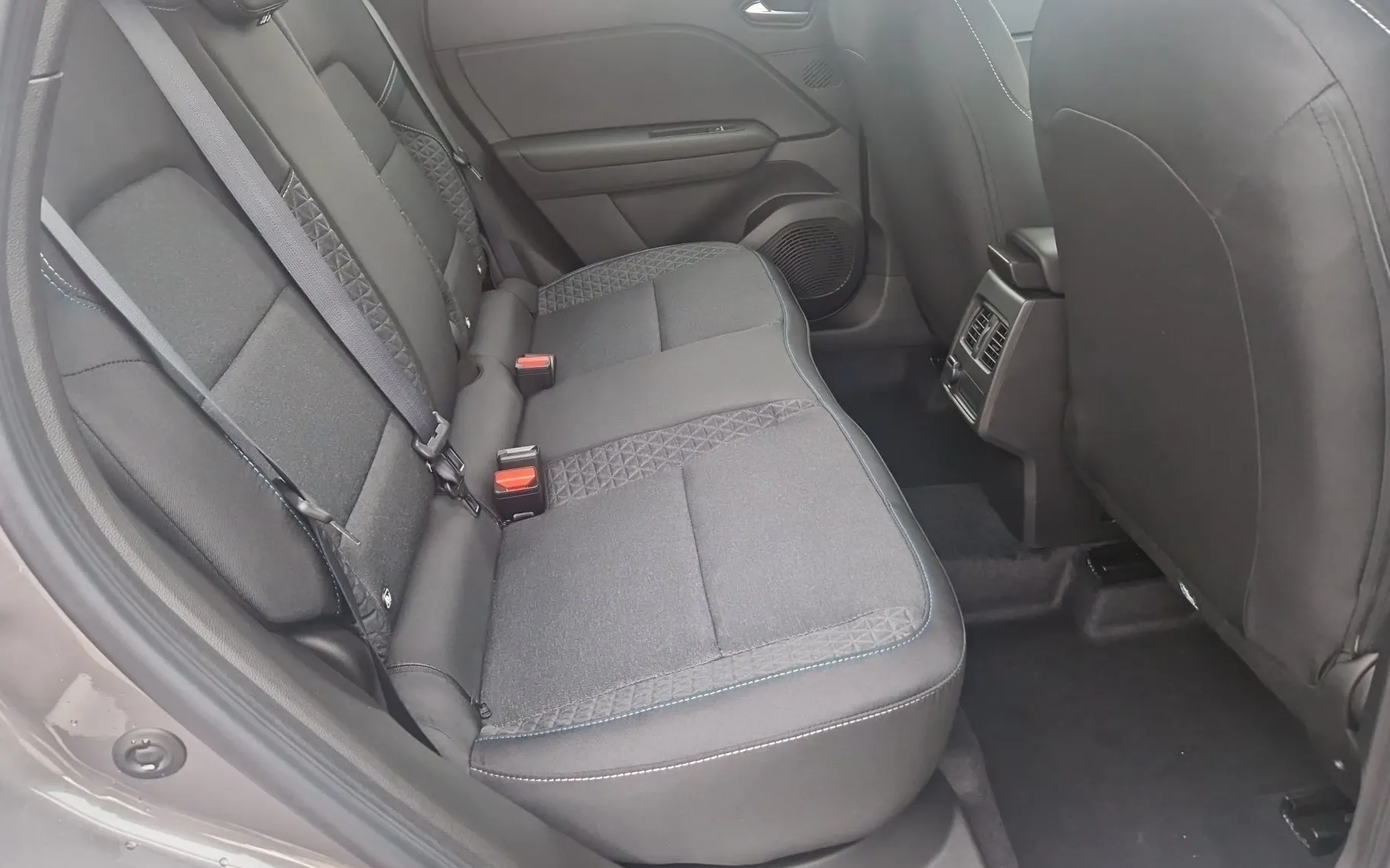 Zunanja slika - Renault Symbioz - TCe 140 evolution + paket navi parkiranje - 15