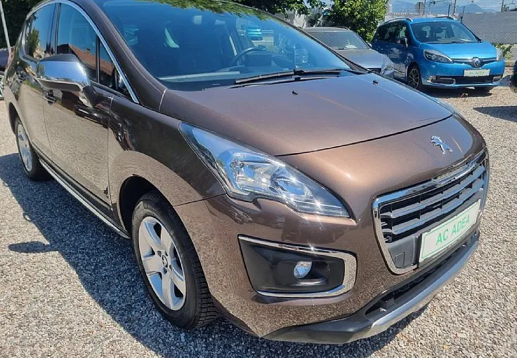 Zunanja slika - Peugeot 3008 - 1.2 PureTech Allure - HITRI KREDIT BREZ POLOGA - 6