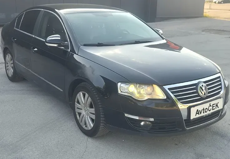 Zunanja slika - VW Passat - 2.0 TDI Highline + 4x4 + UGODNO - 3