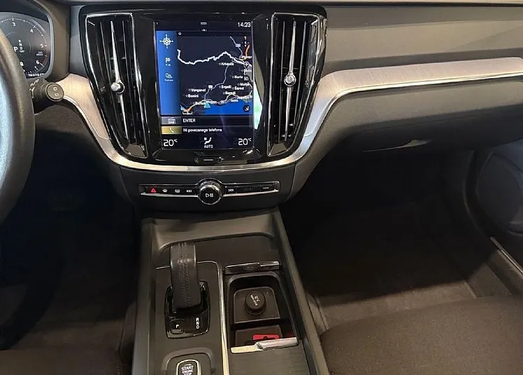 Zunanja slika - Volvo V60 - B4D AUT Momentum LED NAVI - 10