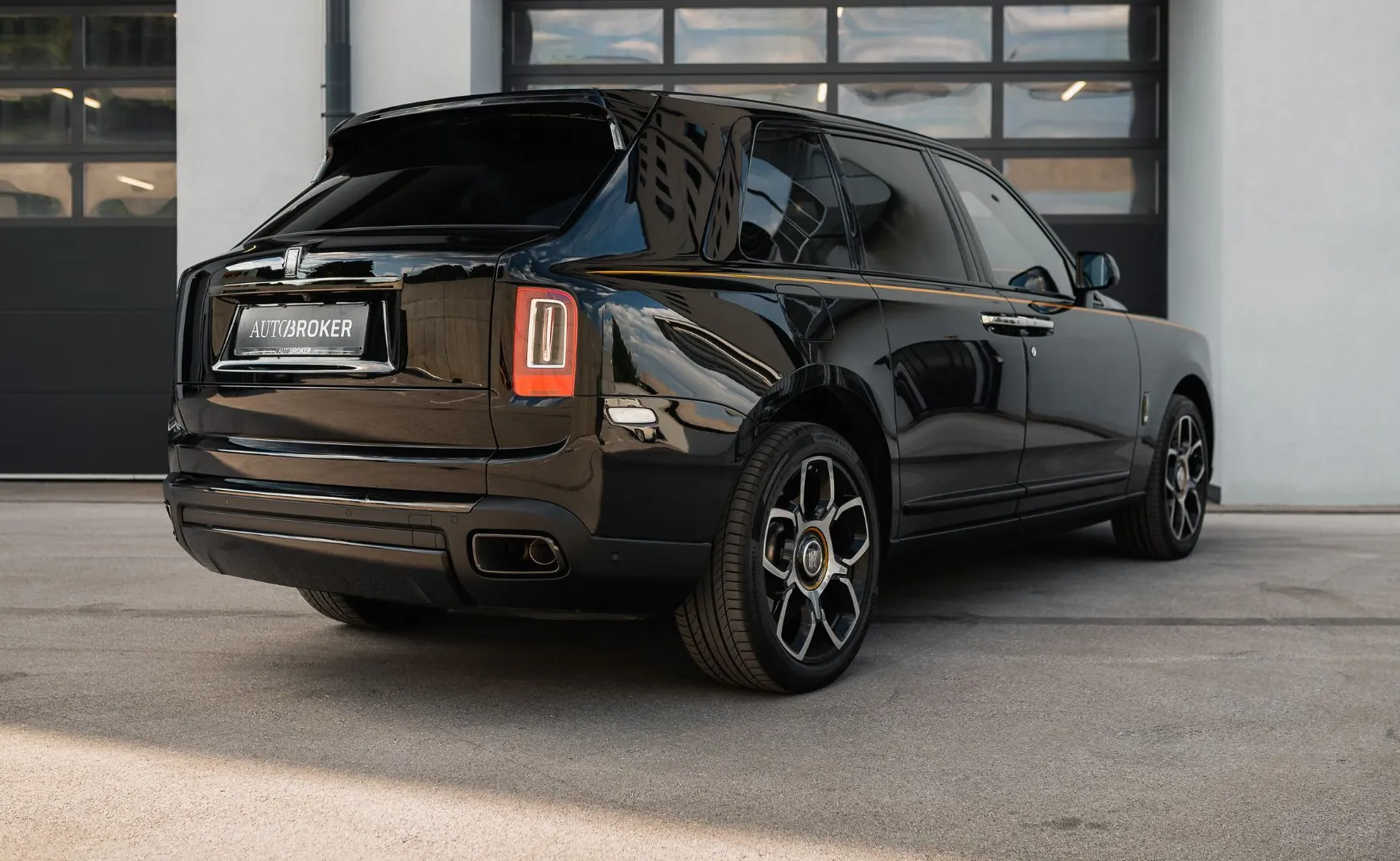 Zunanja slika - Rolls-Royce Cullinan - Cullinan - 4