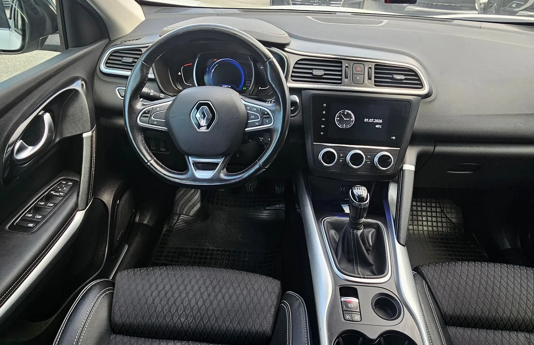Zunanja slika - Renault Kadjar - TCe 140 Limited- SLO-1. LAST.-Le 129.000km-Perla b - 2