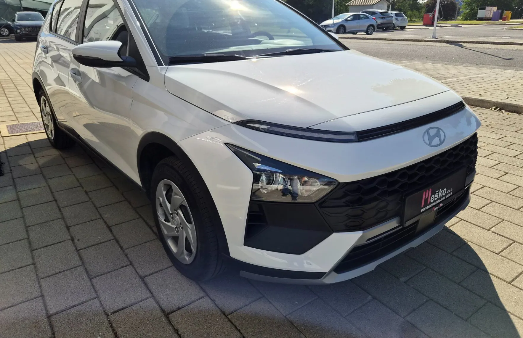 Zunanja slika - Hyundai Bayon - 1.2 MPI slo-1 last-tov.garancija-kamera-ac-pdc-... - 2