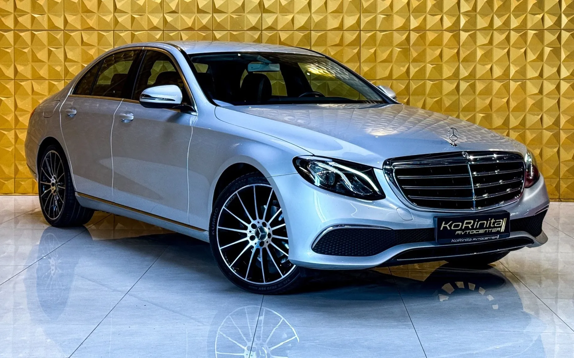 Zunanja slika - Mercedes-Benz E-Razred - E200d AUT.-AMBI-NAVI-F1-TEMP-BREZ POLOGA - 3