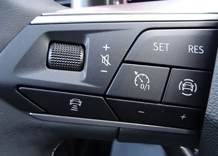Zunanja slika - Seat Ateca - 1.5 TSI 150KM STYLE EDITION -VLEČNA KLJUKA -KAMERA - 14