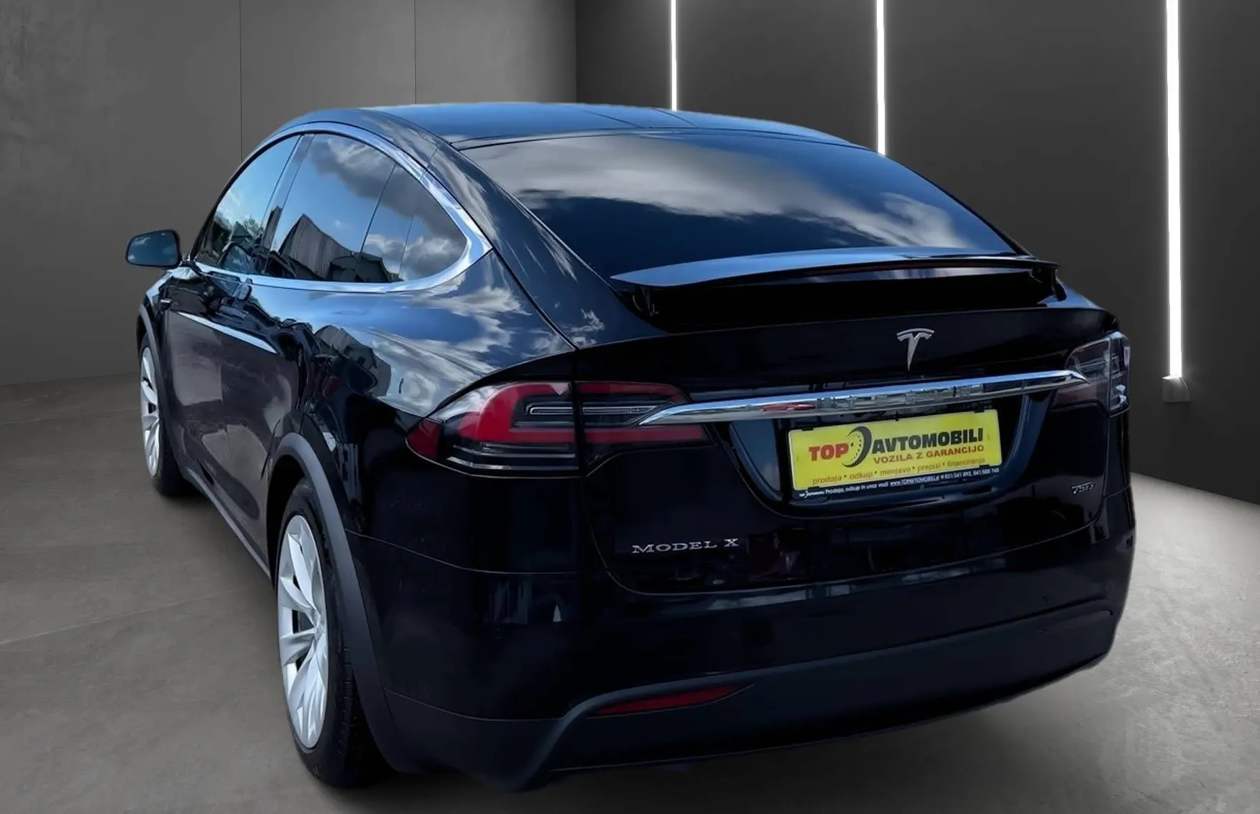 Zunanja slika - Tesla Model X - 75D NADGRAJEN AVTOPILOT 7 - SEDEŽEV ZRAČNO PREMIUM - 6