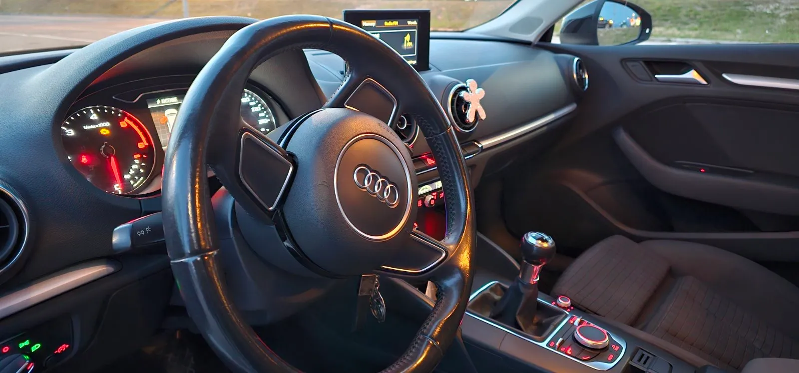 Zunanja slika - Audi A3 - 1.6 TDI sportback Ambition - 6