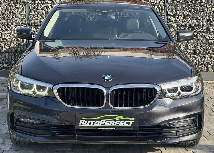 Zunanja slika - BMW Serija 5 - : 520d aut. |PANO|KAM|AMBI| - 2