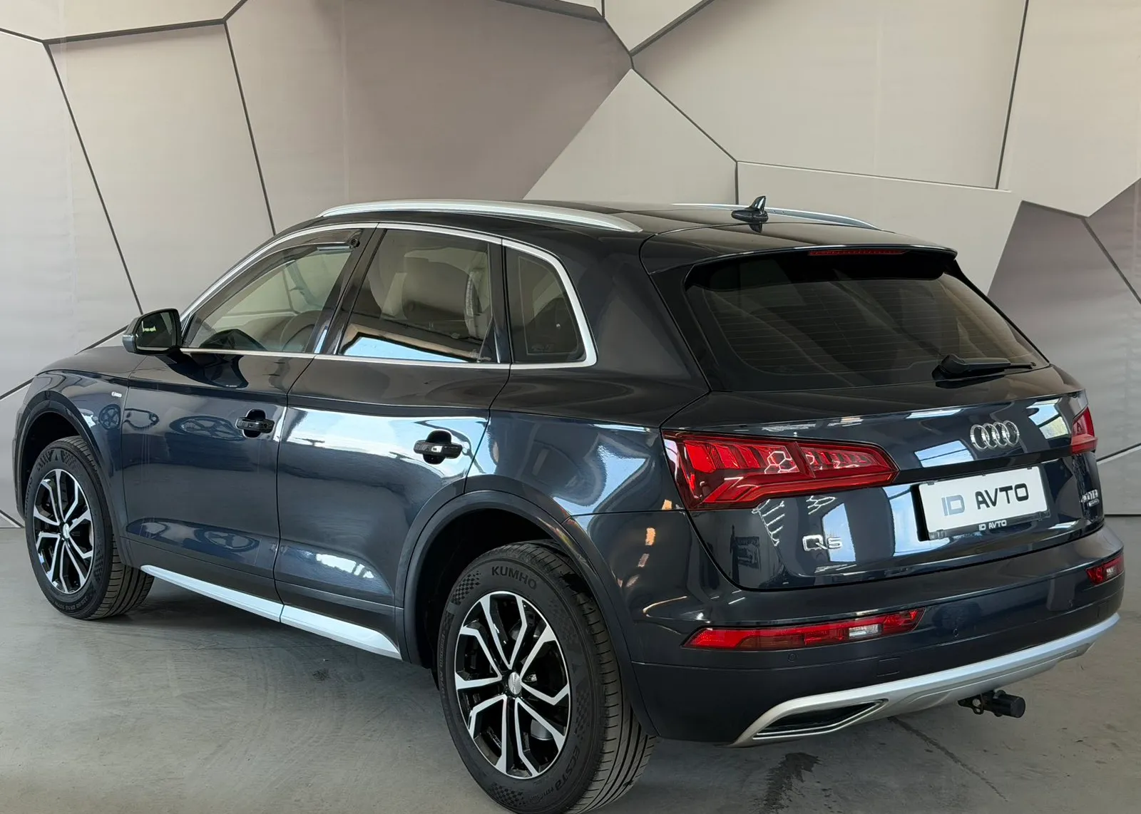 Zunanja slika - Audi Q5 - quattro 2,0 TDI Sport S tronic - 2