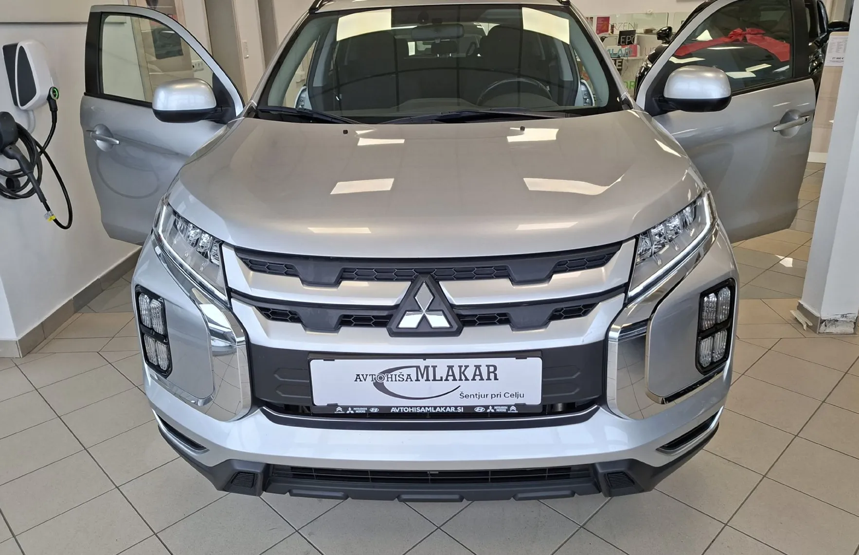 Zunanja slika - Mitsubishi ASX - 2.0 MIVEC 110 kW Intense+ 2WD-1.LASTNIK-SLO- - 6