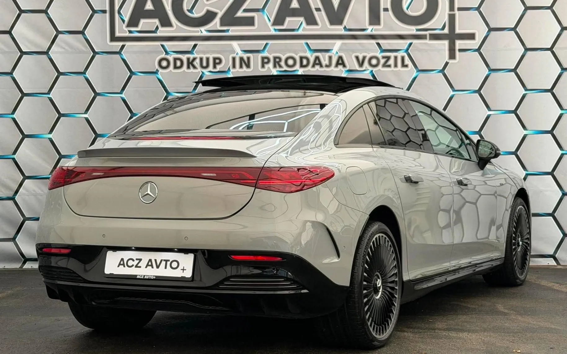 Zunanja slika - Mercedes-Benz EQE - AMG 43 4MATIC•DIGITAL•PANO•ZRAČNO•KAMERA•VIRTUAL• - 4