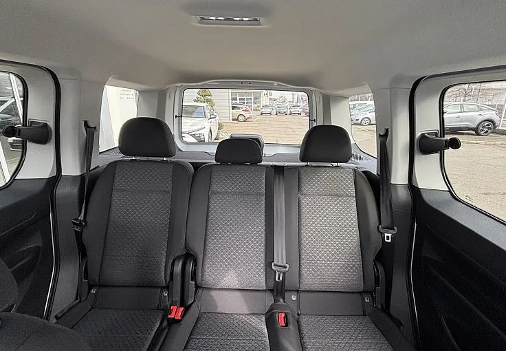Zunanja slika - Ford Tourneo Connect - TITANIUM 1.5 EcoBoost 114KM  6-stop. ročni L1H1 - 9