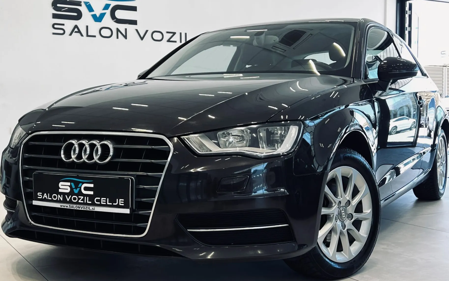 Zunanja slika - Audi A3 - 1,6 TDI Ambiente S-tronic - 1