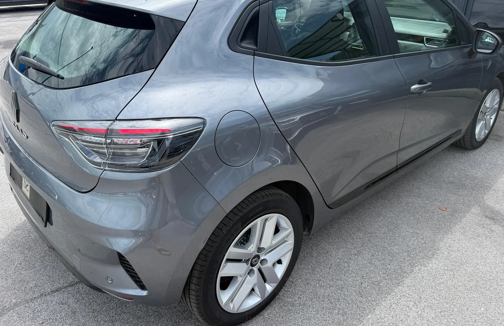Zunanja slika - Renault Clio - TCe 90 LED-BT-DAB-VIRTUAL-15478KM- BREZ POLOGA-SLO - 5