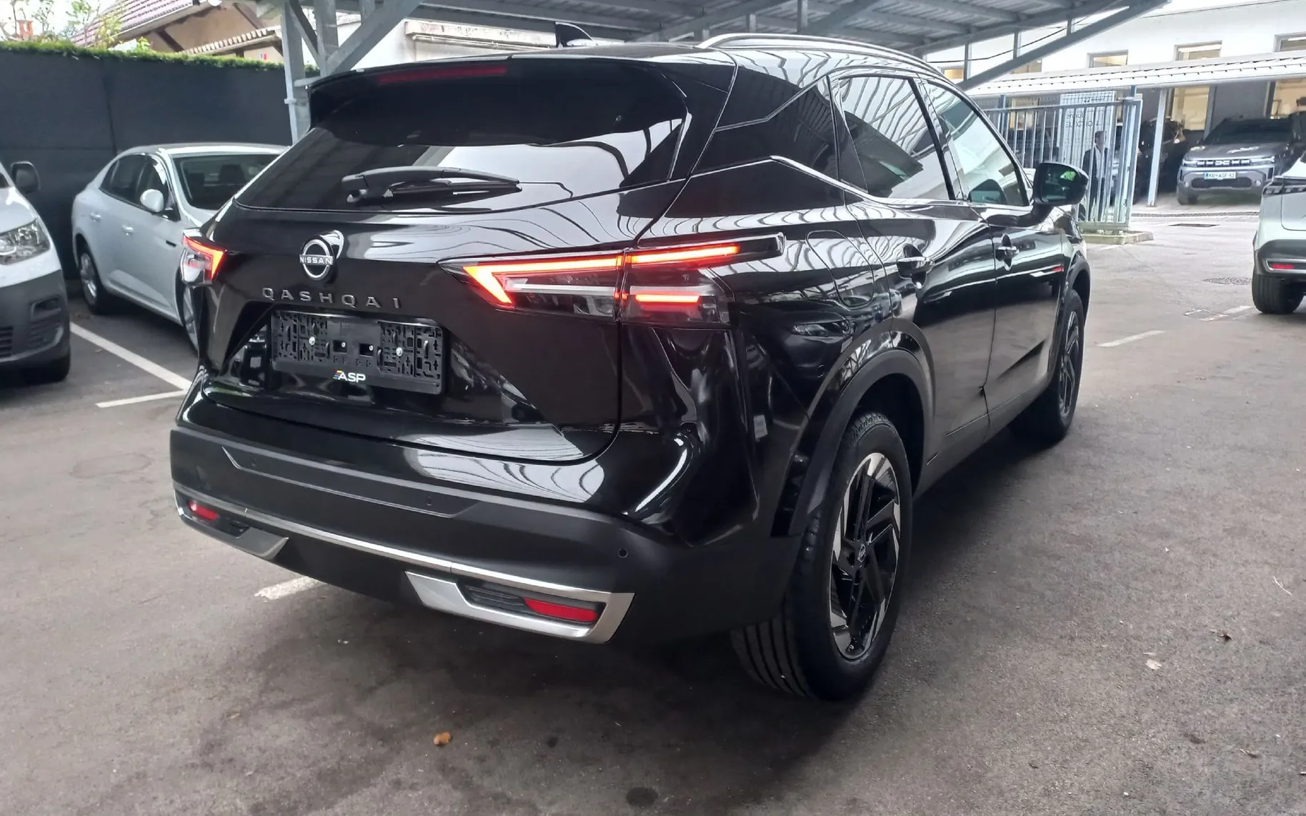 Zunanja slika - Nissan Qashqai - 1.3 DIG-T MHEV N-Connecta - 5