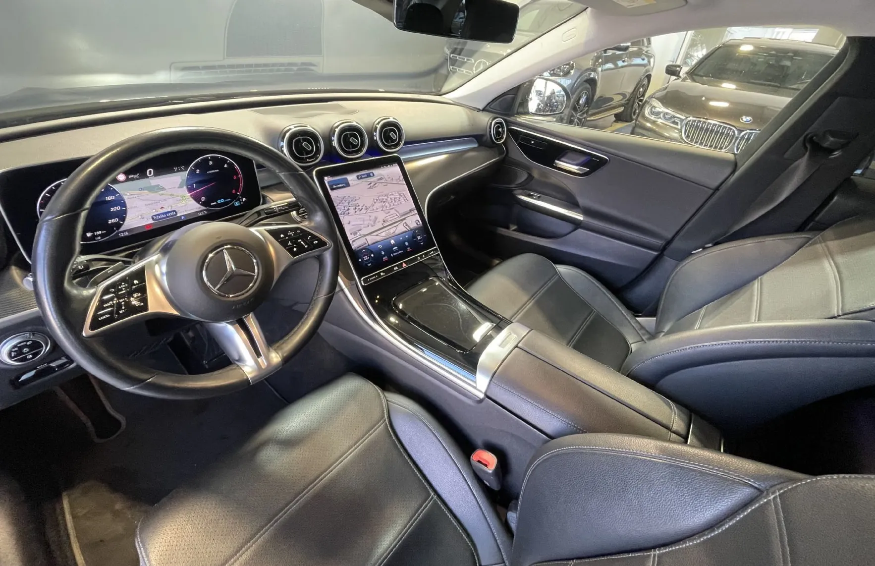 Zunanja slika - Mercedes-Benz C-Razred - NAVI-RADAR-LANE-LED-USNJE-AMBIENT-ALU-KAMERA - 7