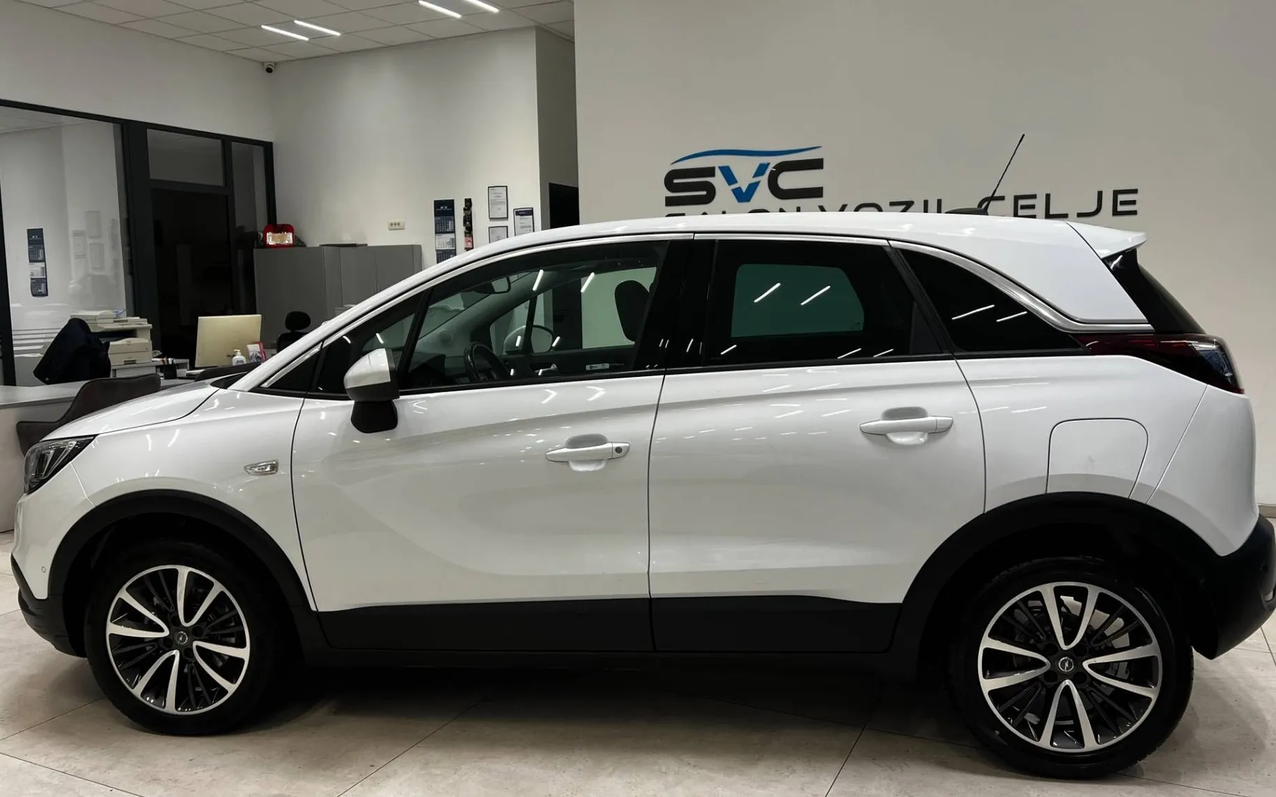 Zunanja slika - Opel Crossland X - 1.2 TURBO-110KM-LED-MRTVI-KOT-KAM-HEAD-UP-ASSIST.. - 3