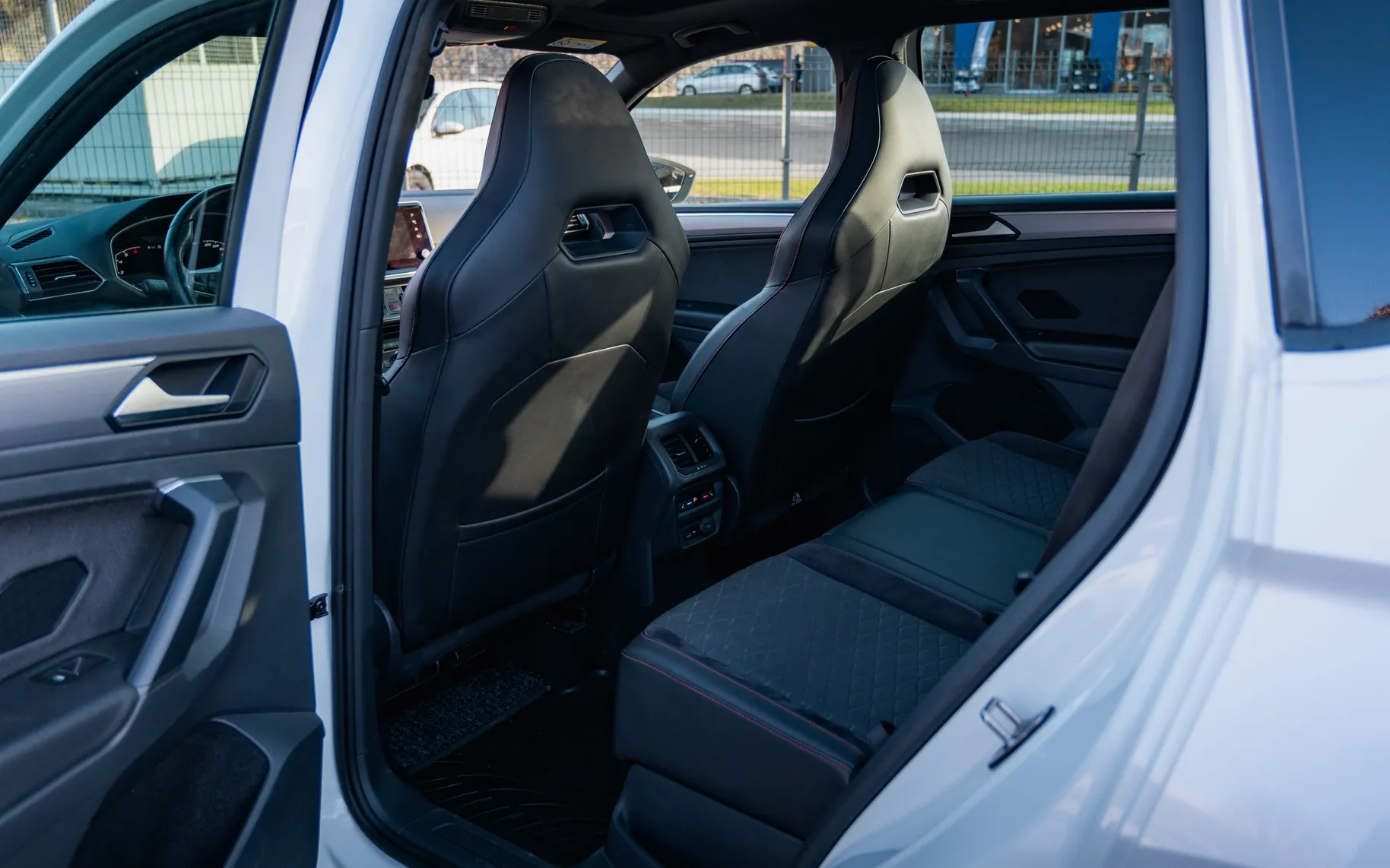 Zunanja slika - Seat Tarraco - 2.0 TDI 140KW FR DSG 4DRIVE | PANORAMA | 360 - 9