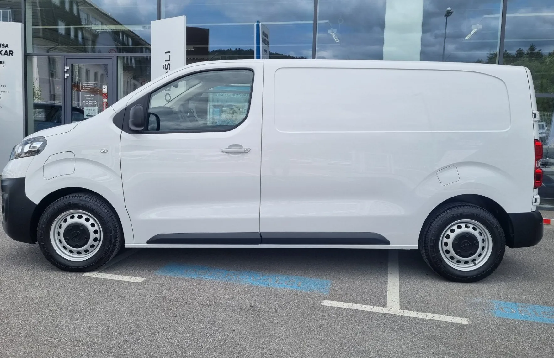 Zunanja slika - Opel Vivaro - EV 100KW L2 - 6