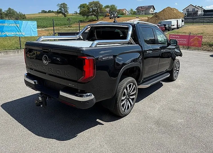 Zunanja slika - VW Amarok - 3.0 TDI 4X4 . Aut.-KAM360 - 4