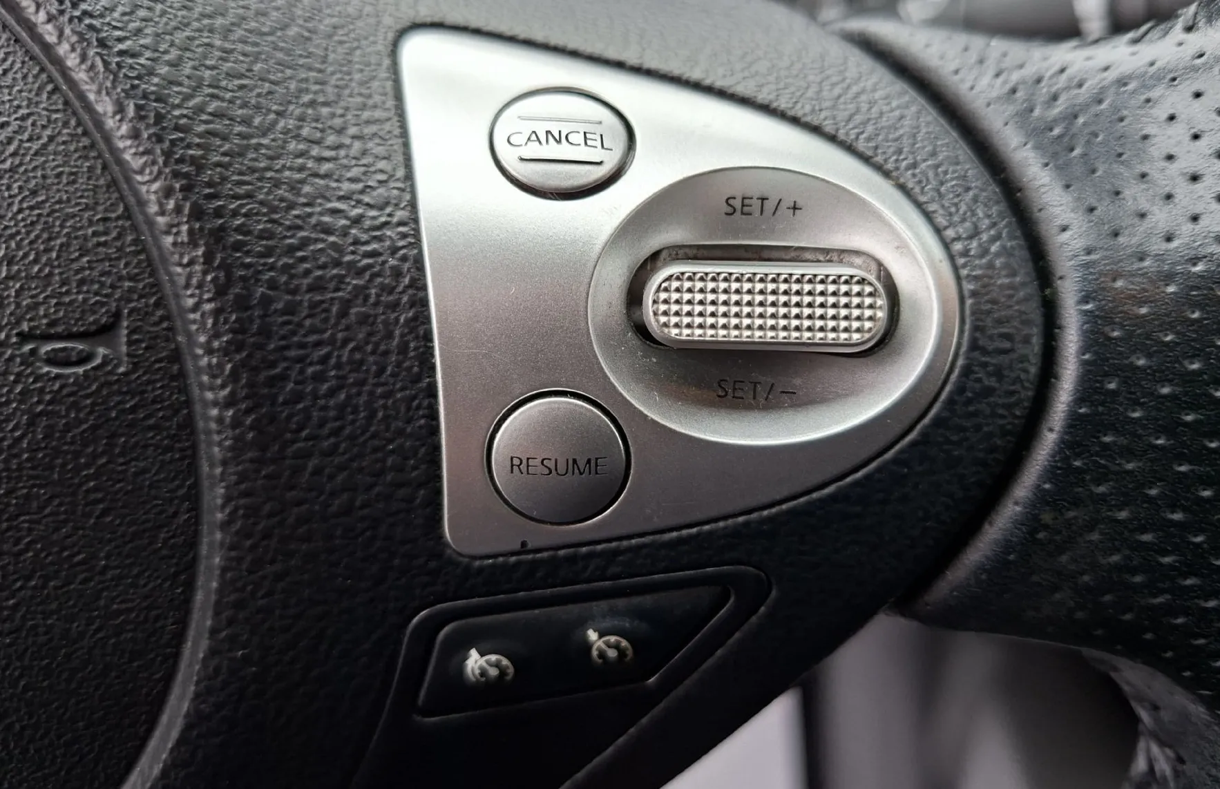 Zunanja slika - Nissan Juke - 1.5 DCI PREMIUM - 13