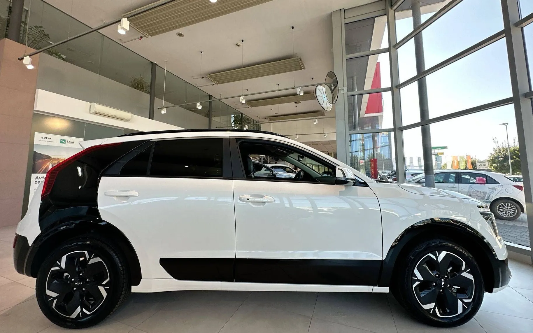 Zunanja slika - KIA Niro - Limited Edition - 3