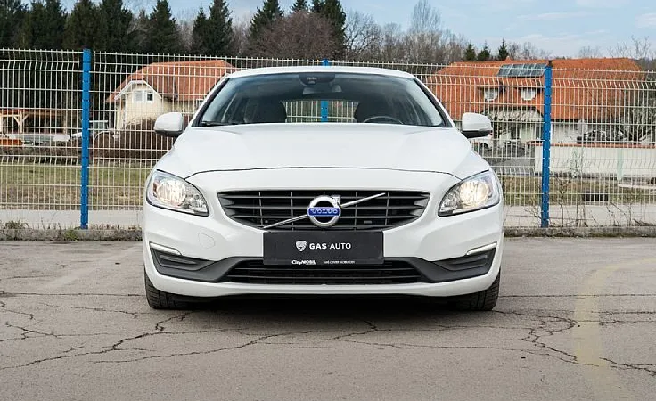 Zunanja slika - Volvo V60 - D4 A Business - 2