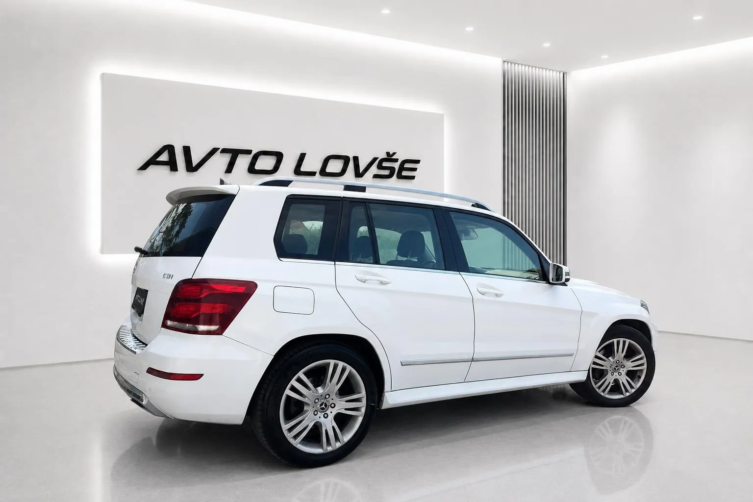 Zunanja slika - Mercedes-Benz GLK-Razred - GLK 200 CDI-1 LASTNIK-LED-NAVI-19 COL-ODLIČEN... - 4