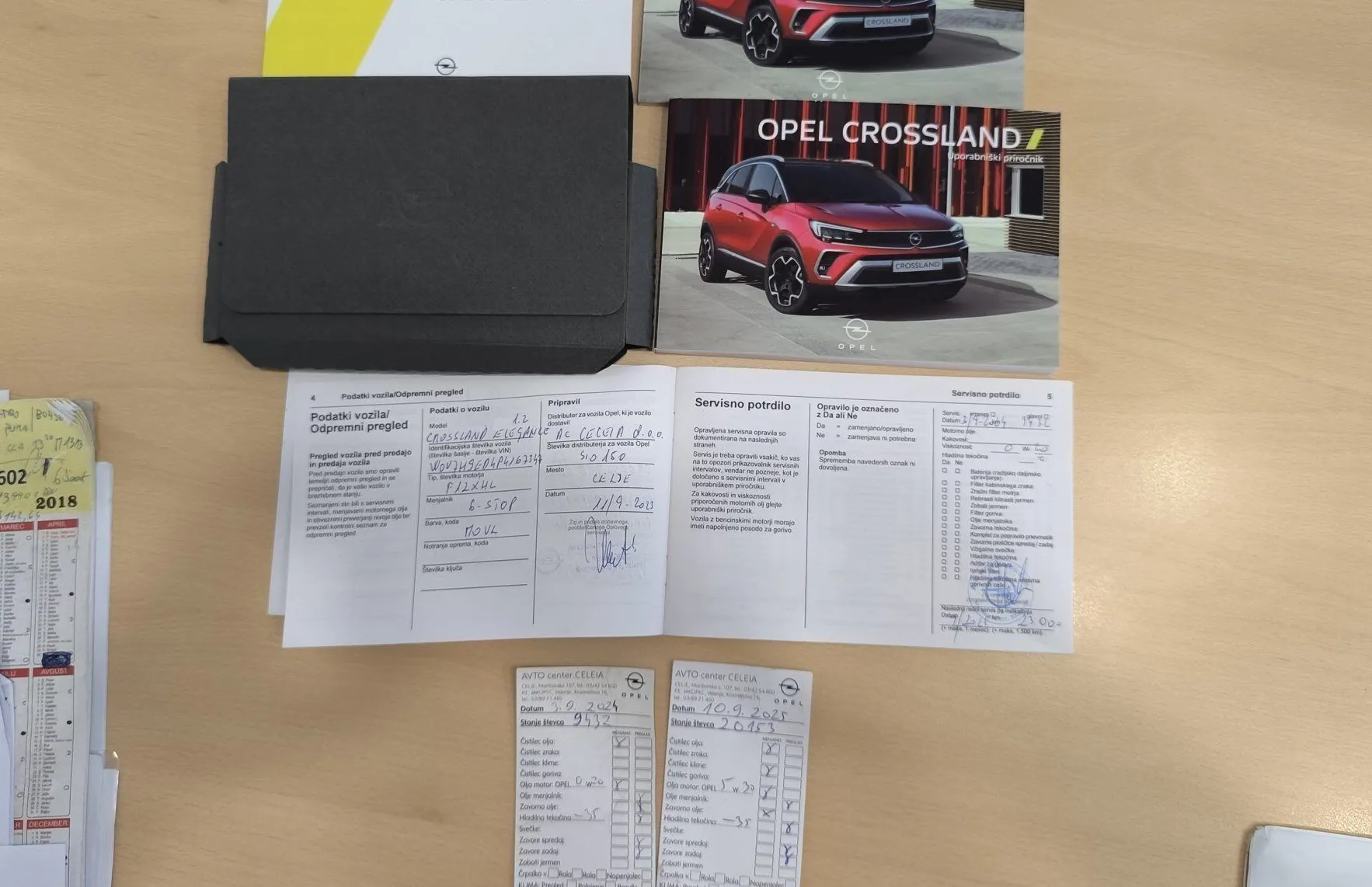 Zunanja slika - Opel Crossland - 1.2 Turbo Elegance-SLO-1.LAST.-SAMO 28TKM - 19
