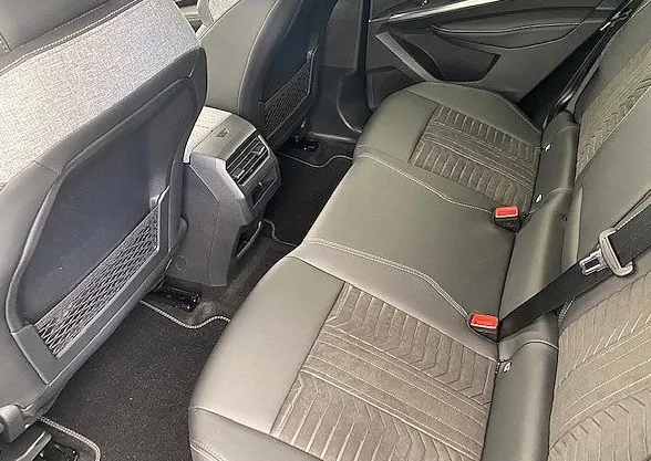 Zunanja slika - Peugeot 3008 - GT HIBRID 145 e-DCT + BON ZA ZIMSKE GUME 500€ - 11