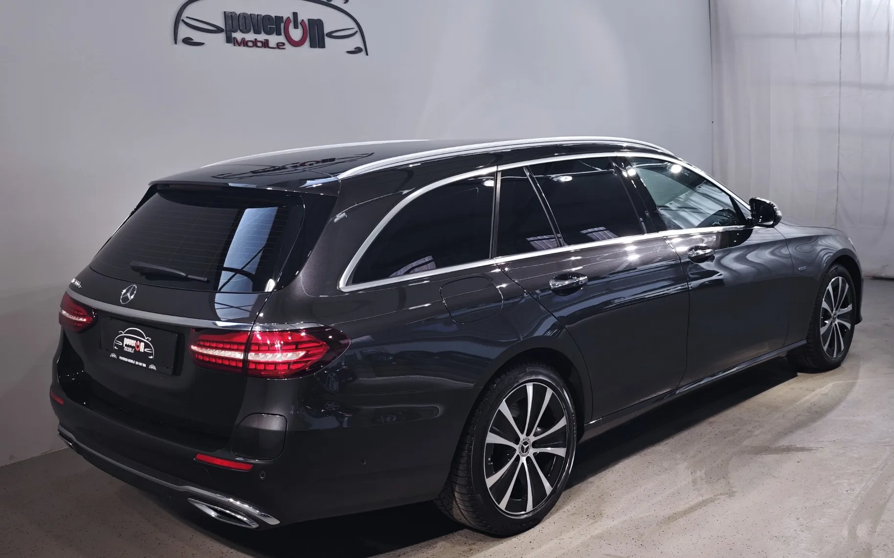 Zunanja slika - Mercedes-Benz E-Class - E300e PHEV ACC KAM NAVI LED PDC LANE VIRTUAL USNJE - 4