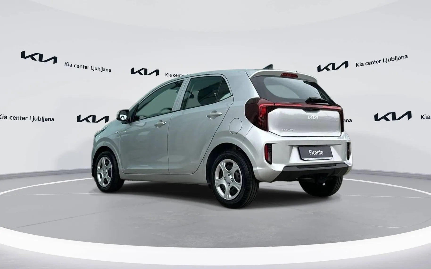 Notranja slika - KIA Picanto - 1.0 GDI LX Active. 5M T  4-sedežni - 7