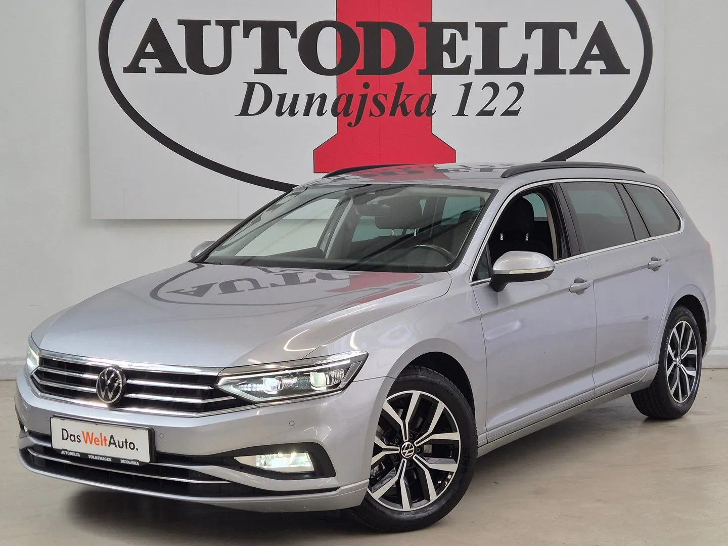 Zunanja slika - VW Passat - Variant Business 2.0 TDI DSG - 1