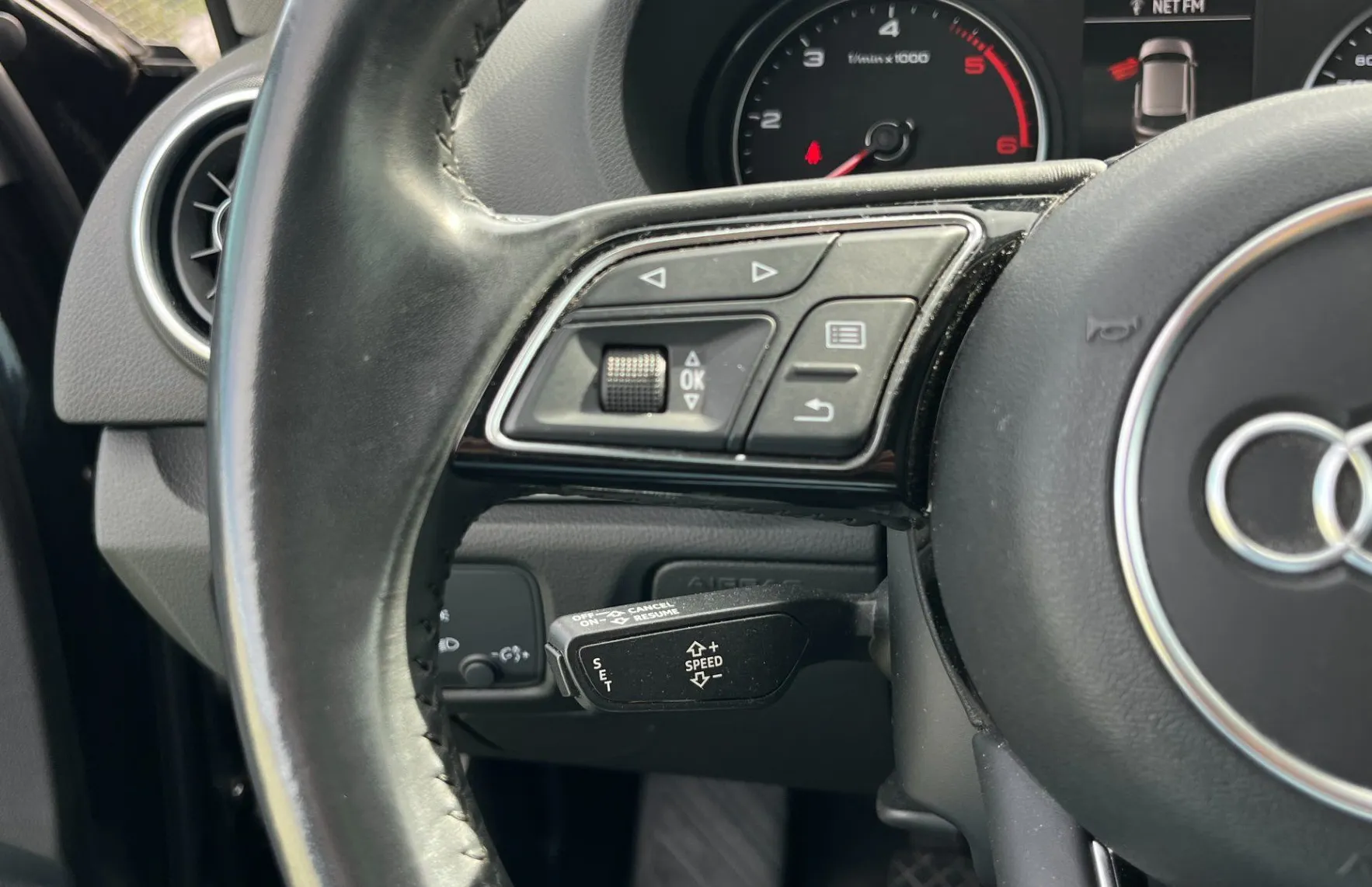 Zunanja slika - Audi A3 - Sportback 1.6 TDI 2X PDC.TEMPO.XEN. SAMO 103.000KM - 14