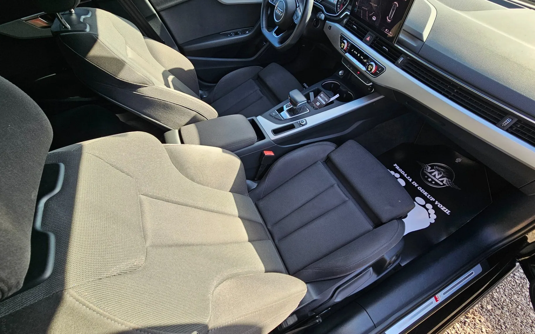Notranja slika - Audi A4 Avant - TDI S-LINE |MATRIX|KAMERA|ALU19|GR-SED|KAMERA| - 9
