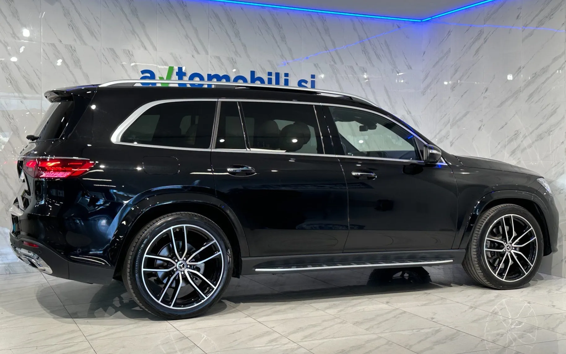 Zunanja slika - Mercedes-Benz GLS-Razred - 450d|4M|AMG|Pano|Zračno|HUD|ACC|Kljuka|Webasto|3.. - 5