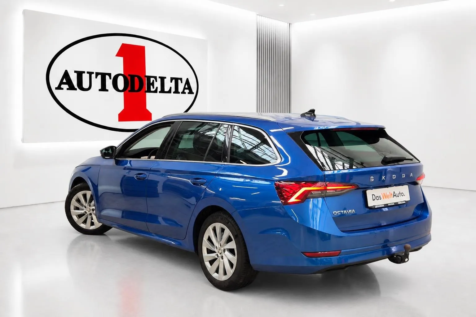 Zunanja slika - Škoda Octavia - Combi 2.0 TDI Style DSG... - 4