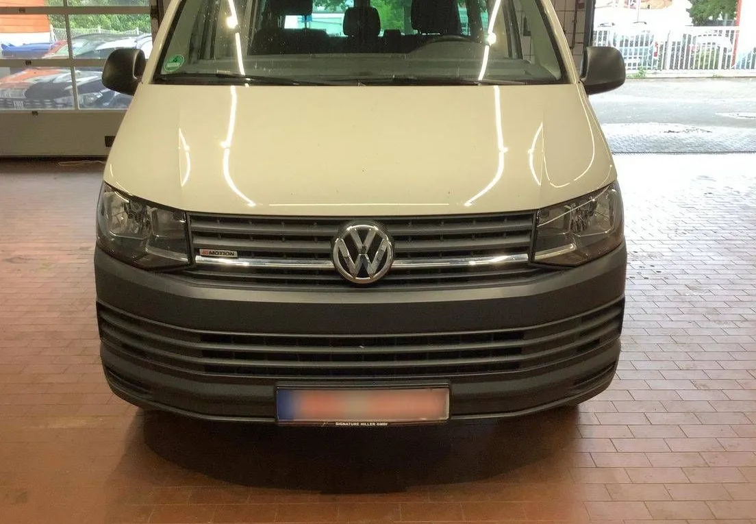 Zunanja slika - VW Caravelle - T6  2.0TDI 4MOTION KLIMA KLJUKA 7 SEDEŽEV - 2