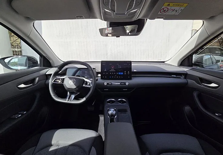 Zunanja slika - MG MGS5 EV - Comfort 49kWh - 7 let tovarniške garancije - 9