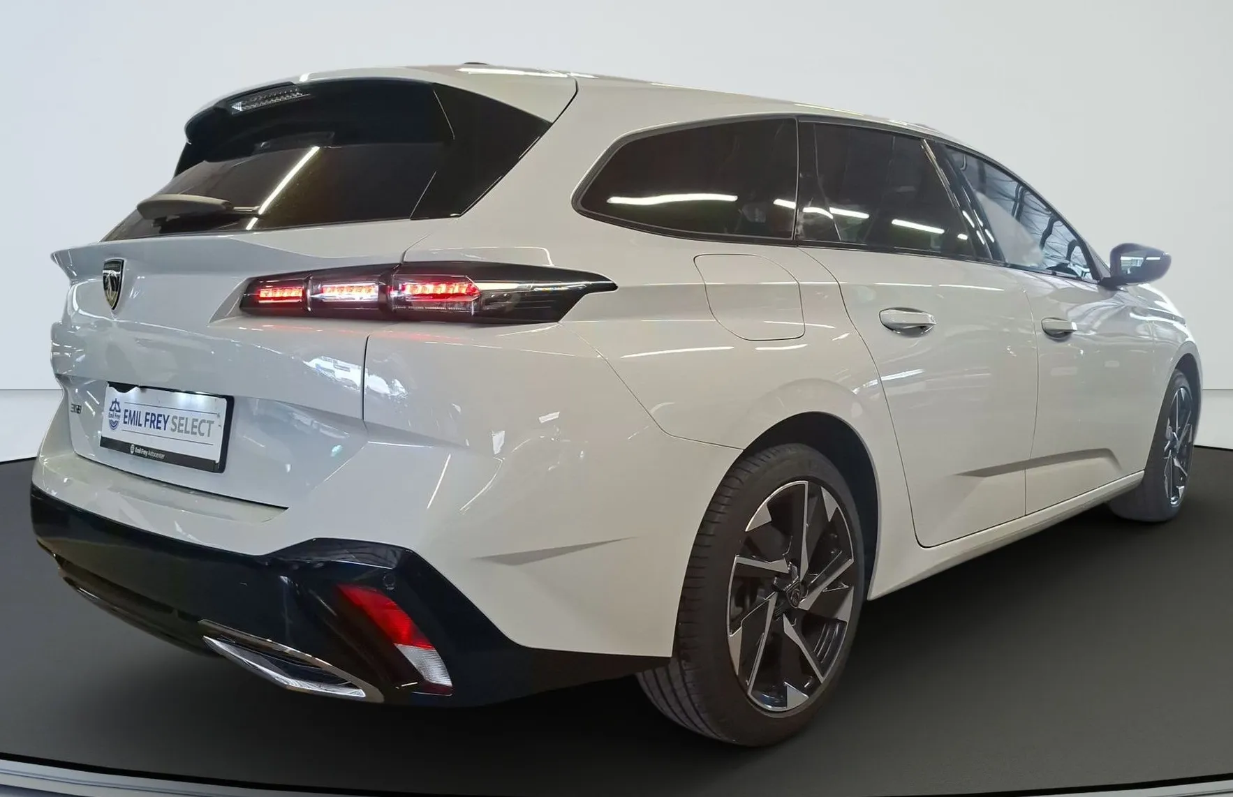 Zunanja slika - Peugeot 308 - SW 1.2 PureTech 130 STT Allure Avt. - 3