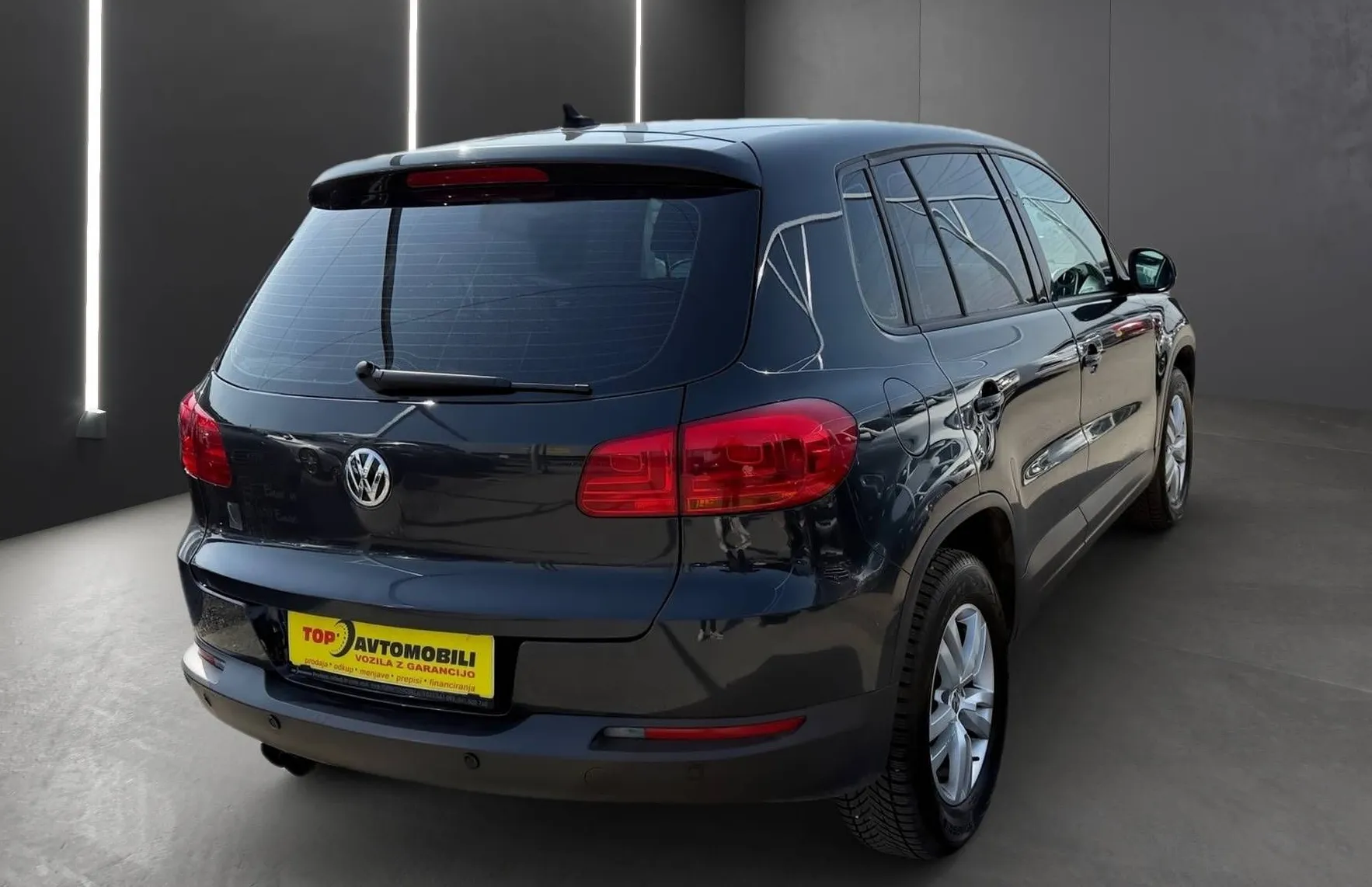 Zunanja slika - VW Tiguan - 2.0 TDI 4x4 MOŽNOST FINANCIRANJA BREZ POLOGA TOP.. - 6